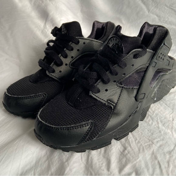 Nike Air Huarache Run Triple Black - Picture 8 of 9